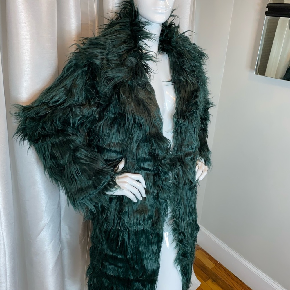 1 LARGE LEFT / SHAGGY FAUX FUR COAT - Picture 5 of 6